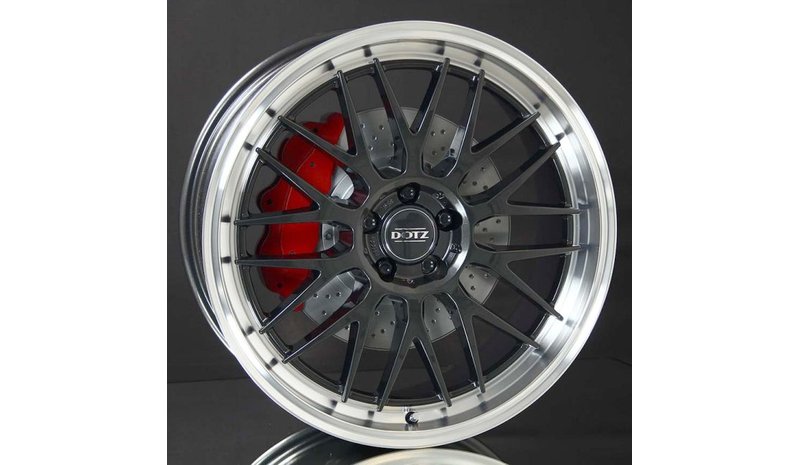 DOTZ Bilbao Dark 8x18 5/114.3 ET45 B71.6 – kuva 1/2