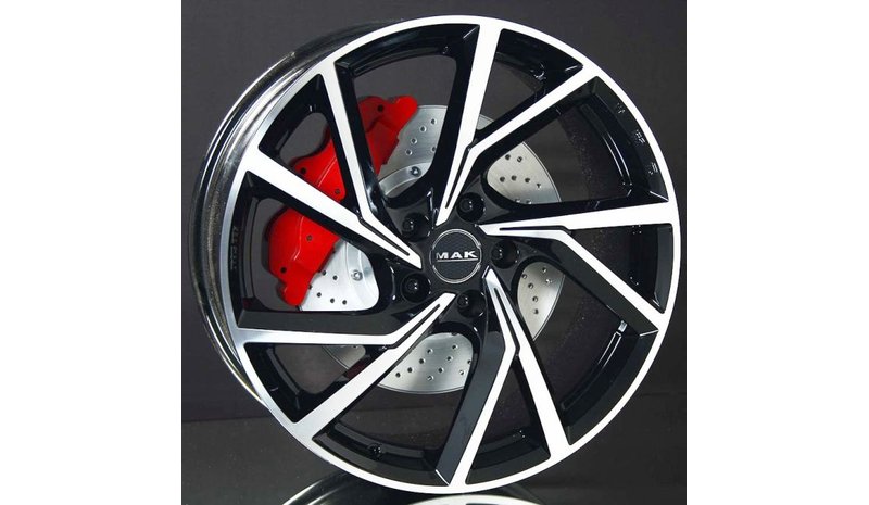 MAK Kassel Black Polished 8x18 5/112 ET26 B66.5 – kuva 1/2