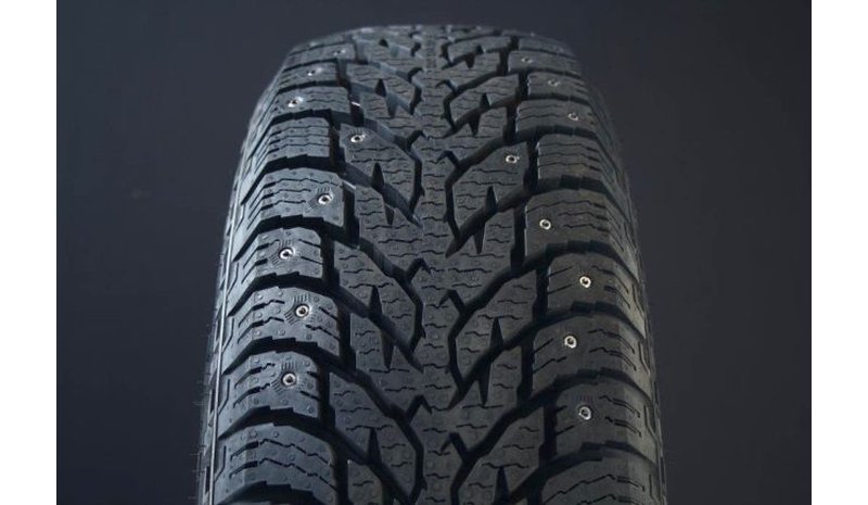 Nokian Hakkapeliitta LT3 275/70R18 125Q Nastarenkaat – kuva 1/3
