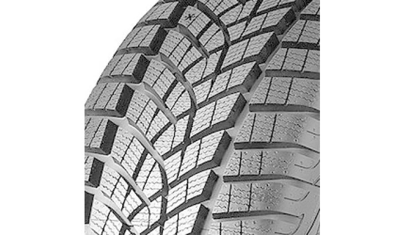 UltraGrip Performance + 225/40 R18 92V