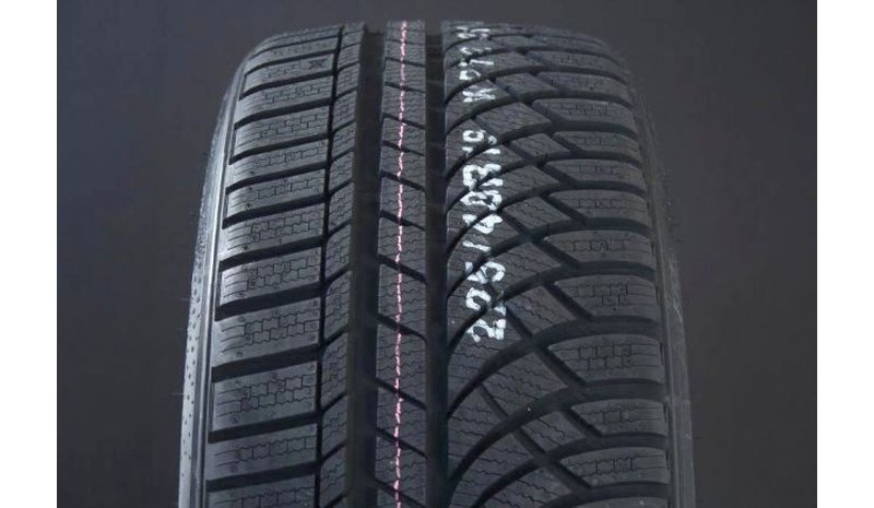 WinterCraft WP72 265/35 R20 99V
