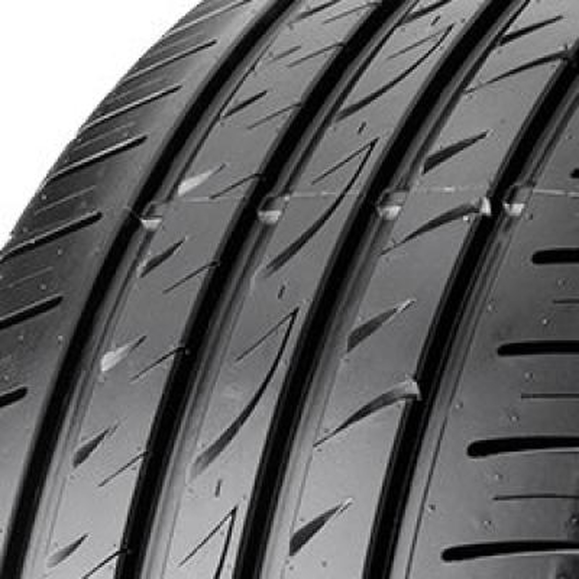 N Fera SU4 205/50 R16 87W