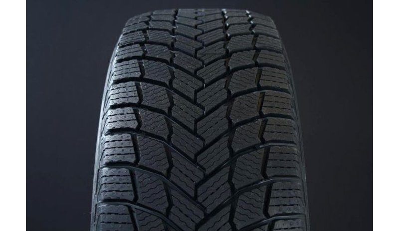 X-Ice Snow SUV ZP 235/55 R19 101H – kuva 1/2