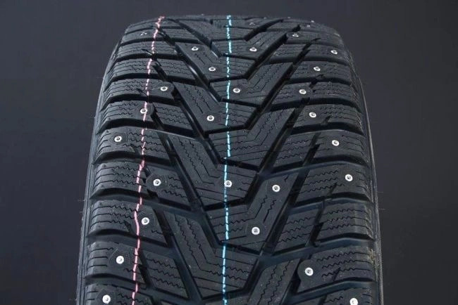 Hankook iPike RS2 225/50R18 95T Nastarenkaat