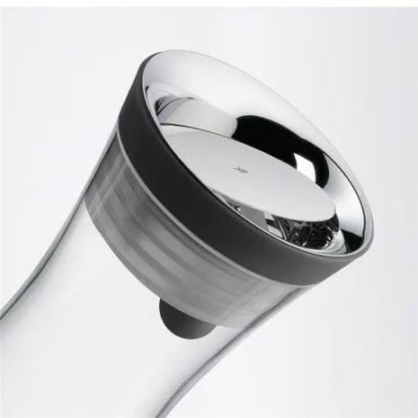 WMF - Vesikarahvi BASIC 1 l musta