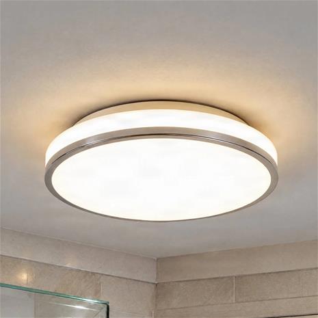 LED-kattovalaisin Lyss kromireunuksella