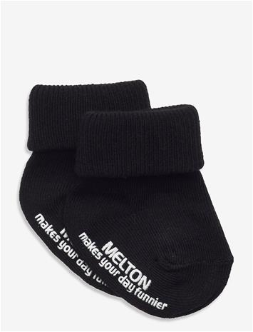 MT2205-SS17_226474330