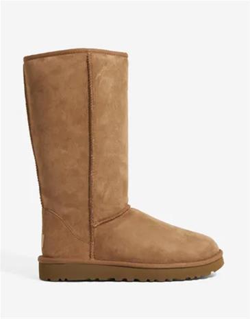 UGG - Ruskea - W Classic Tall II