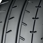 Advan A052 245/40 R18 97Y