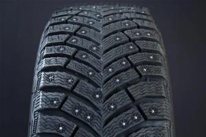 265/50R22 MICHELIN X-ICE NORTH 4 DUBB DOT2023