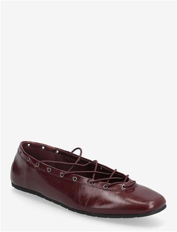 STEVE MADDEN Pointe - DK CHERRY LACQ - 36 – kuva 2/2