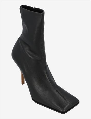 Alaia Soft Square 90 Ankle Boots - Black - 40