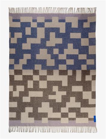 Mette Ditmer - MAZE throw - Chocolate