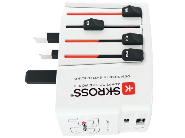 Skross World Travel -sovitin 65W USB + USB-C:llä