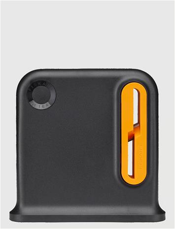 Fiskars Functional form -saksienteroitin