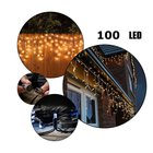 Airi 100 LED 4 metriä ulkokäyttöön jääpuikkovalosarja valkoisella johdolla, lämmin valkoinen valo vilkkuva