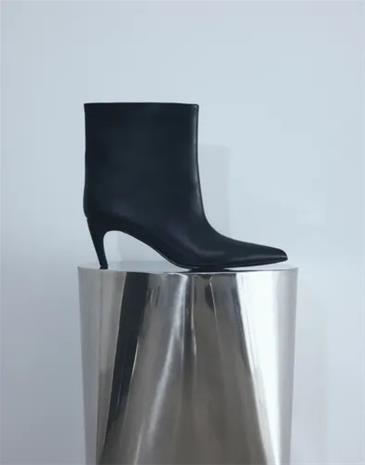 Nelly - Musta - Mid Heel Ankel Boot