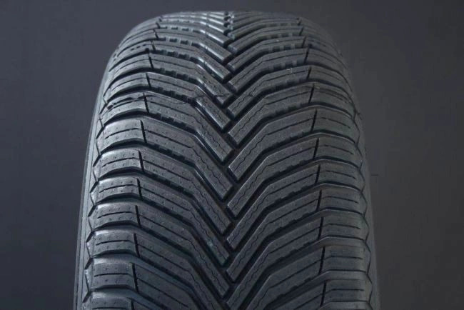 255/35R20 Michelin CrossClimate 2