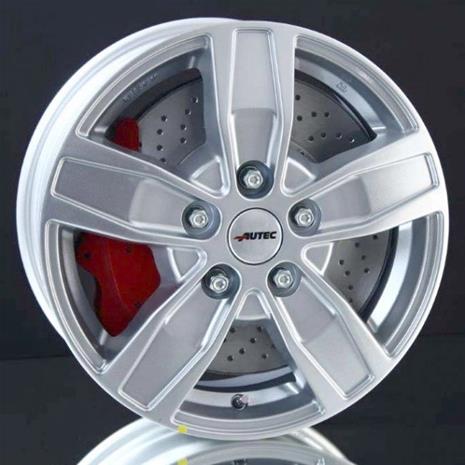 AUTEC QUANTRO Silver 6x15 5/118 ET60 B71.1