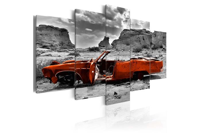 Kuva - Orange car