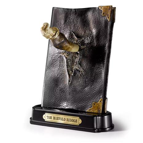 HP - Basilisk Fang and Tom Riddle Diary