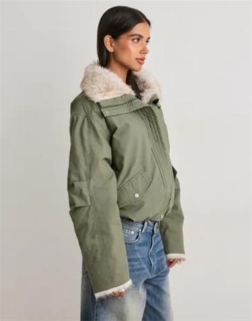 Nelly - Vihreä - Bomber Parka Jacket