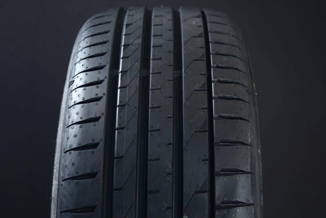 AZENIS FK520 nblk 225/45 R17 94W